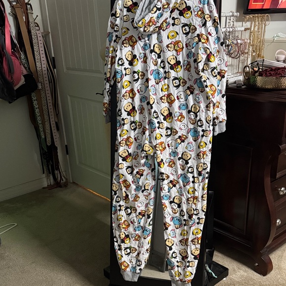 Vintage Disney Tsum Tsum Character Onesie- Size Large - Picture 6 of 7